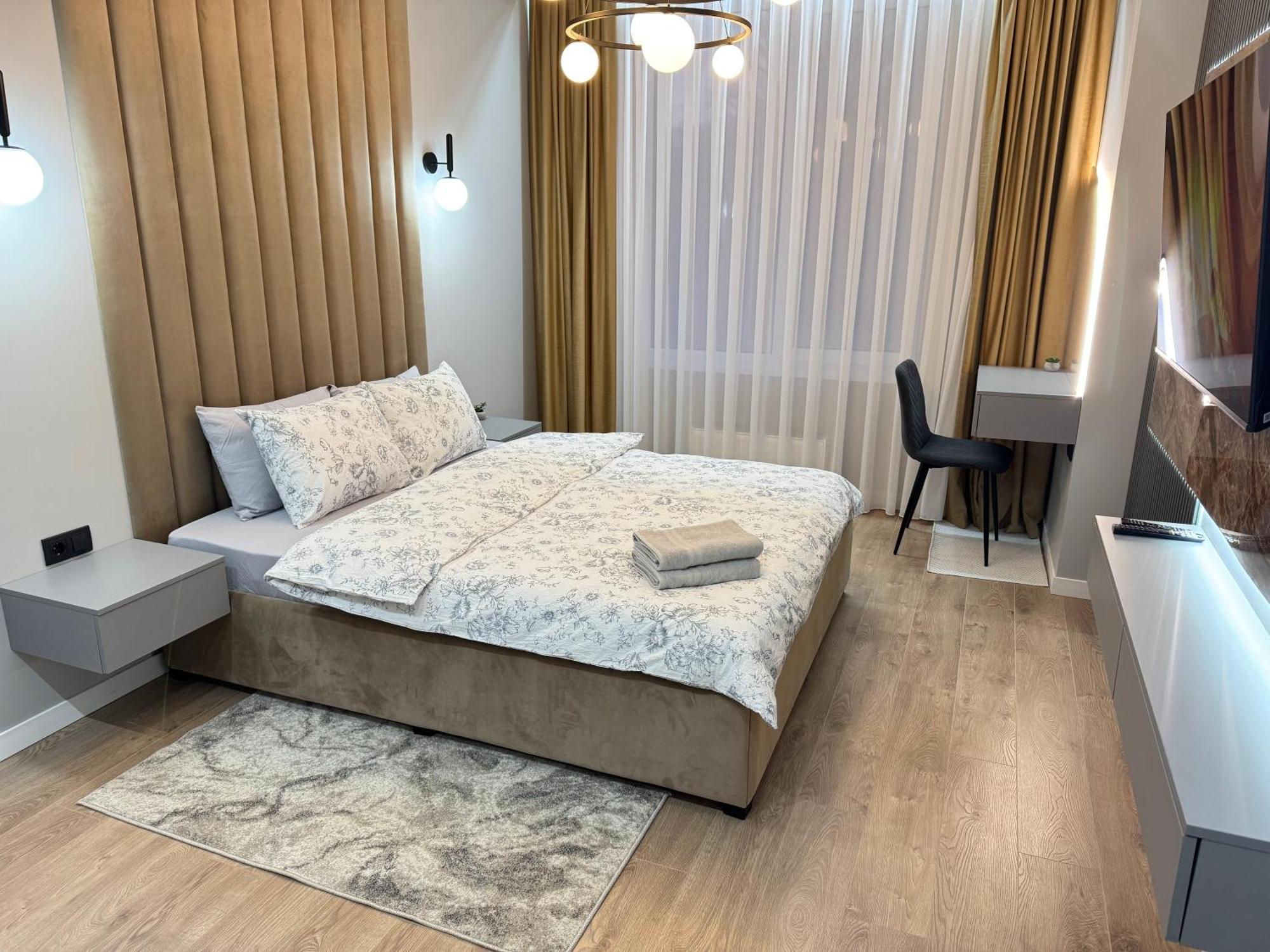 Two Bedroom Apartment In The Center, With Parking, Address Avram Iancu 32 Кишинів Екстер'єр фото