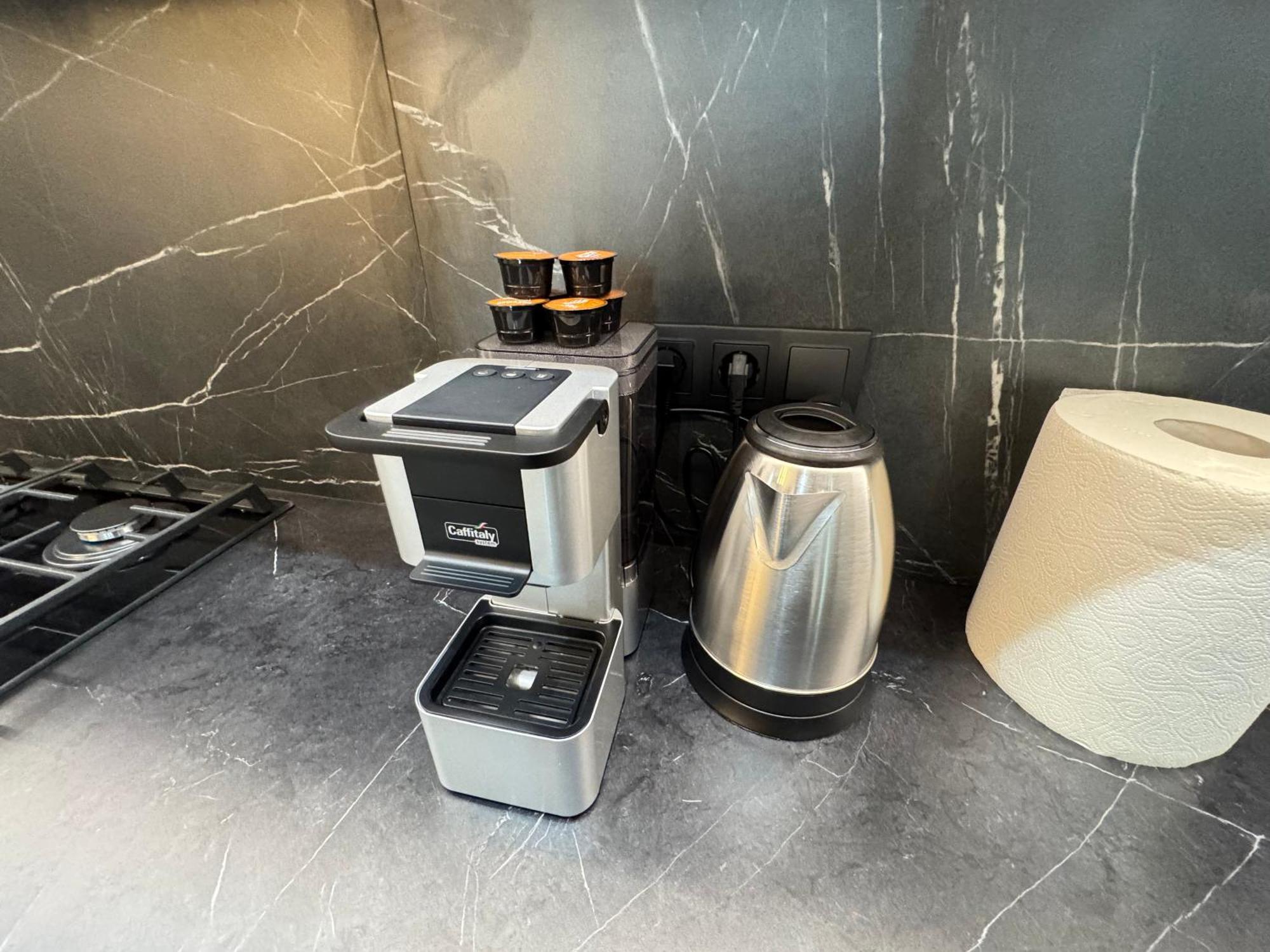 Two Bedroom Apartment In The Center, With Parking, Address Avram Iancu 32 Кишинів Екстер'єр фото